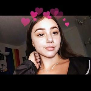 Meet your Posher, Elysia